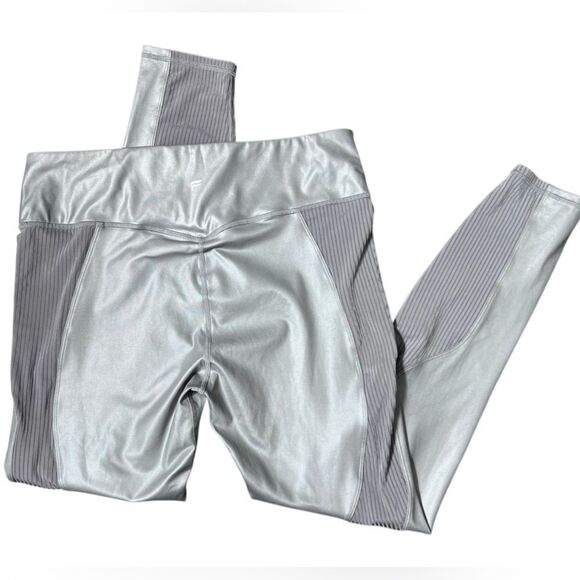 Fabletics Leggings Motion365+ Contour High-Waisted Gunmetal Gray Shine Size XL - Picture 11 of 14